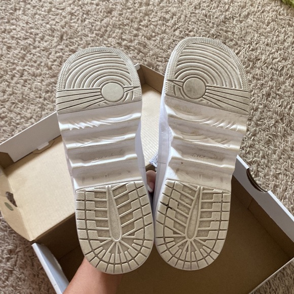 Air Jordan 1 Jester Low - Picture 8 of 9